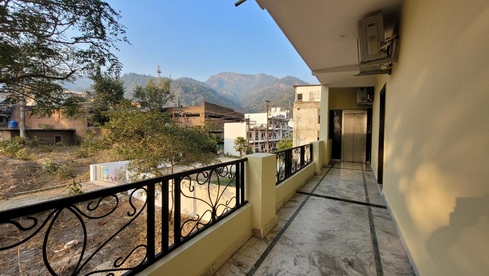 רישיקש Hotel Keshav Nandan By The Shivaay מראה חיצוני תמונה