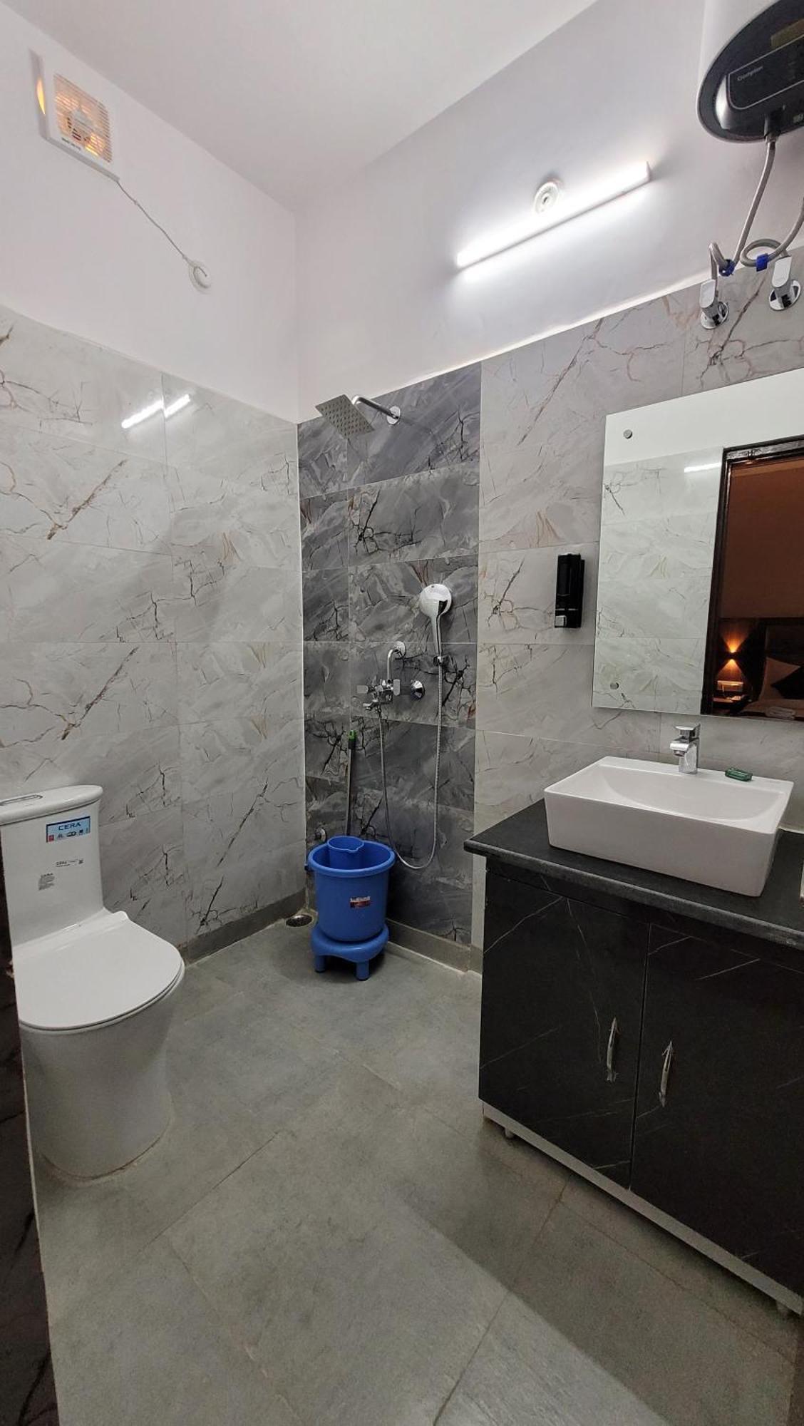 רישיקש Hotel Keshav Nandan By The Shivaay מראה חיצוני תמונה