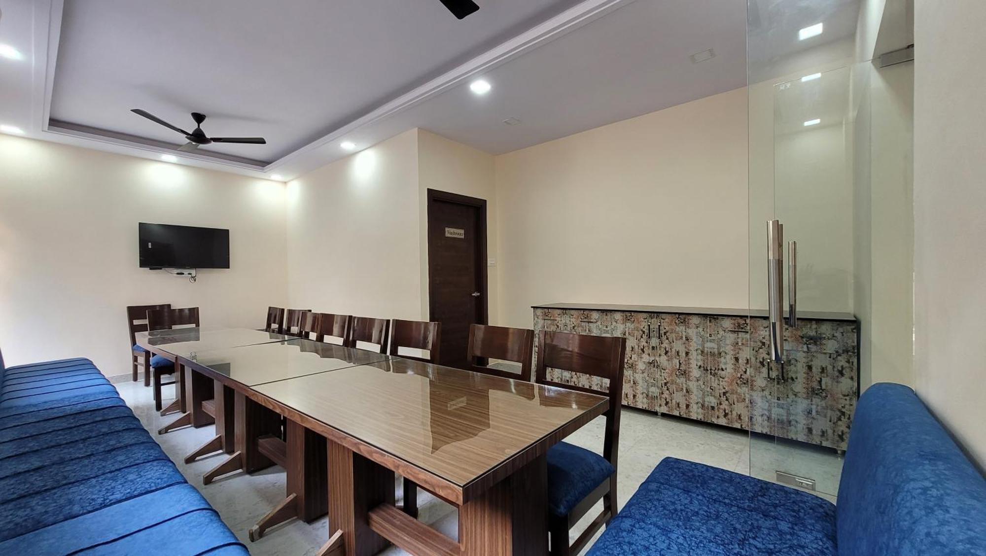 רישיקש Hotel Keshav Nandan By The Shivaay מראה חיצוני תמונה