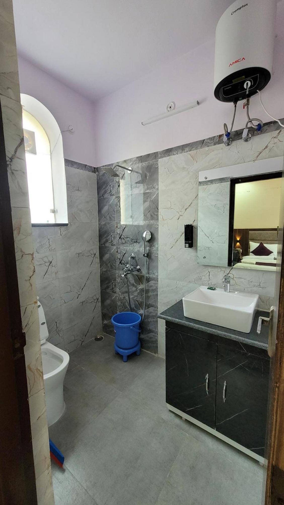 רישיקש Hotel Keshav Nandan By The Shivaay מראה חיצוני תמונה