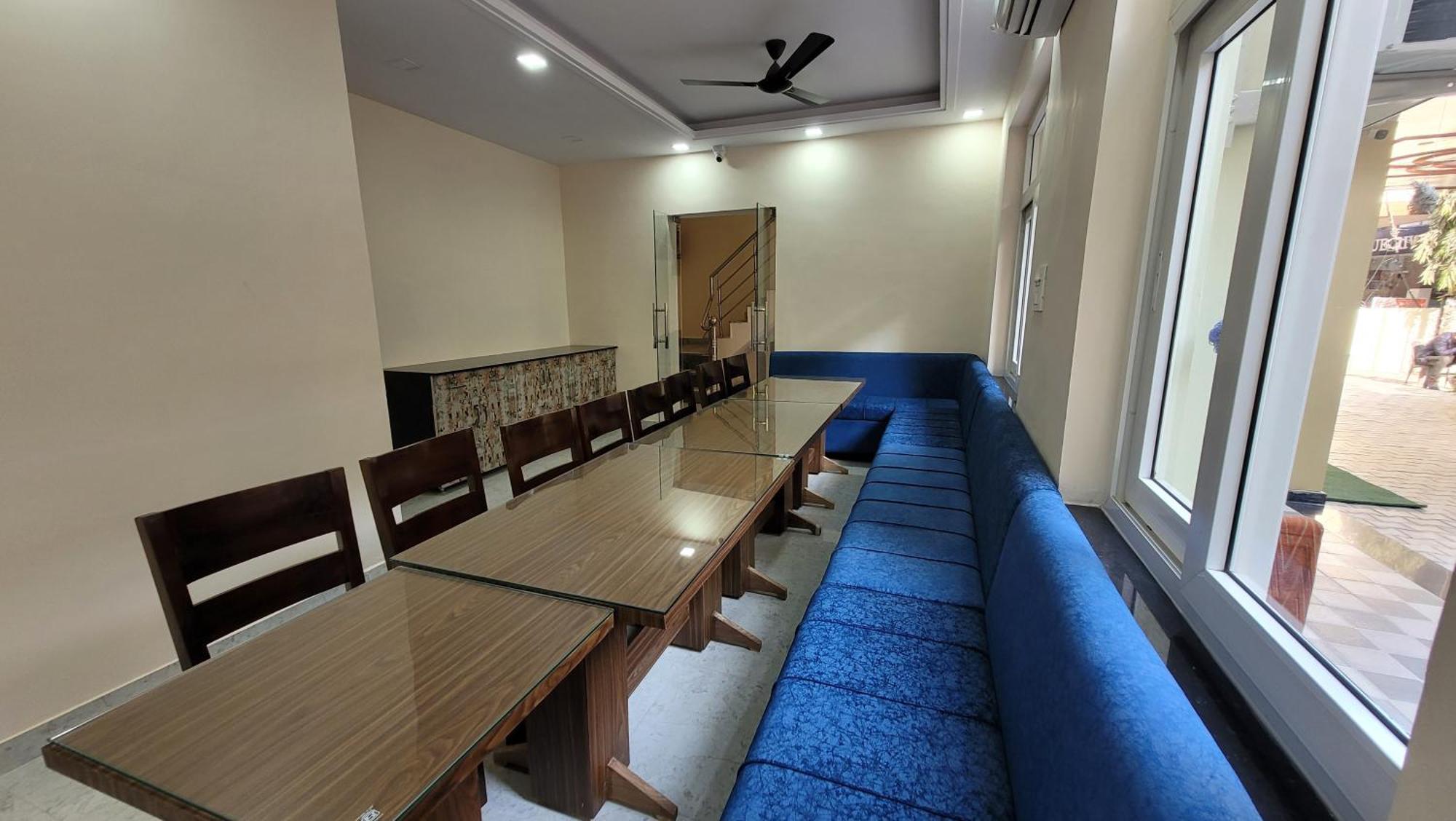 רישיקש Hotel Keshav Nandan By The Shivaay מראה חיצוני תמונה